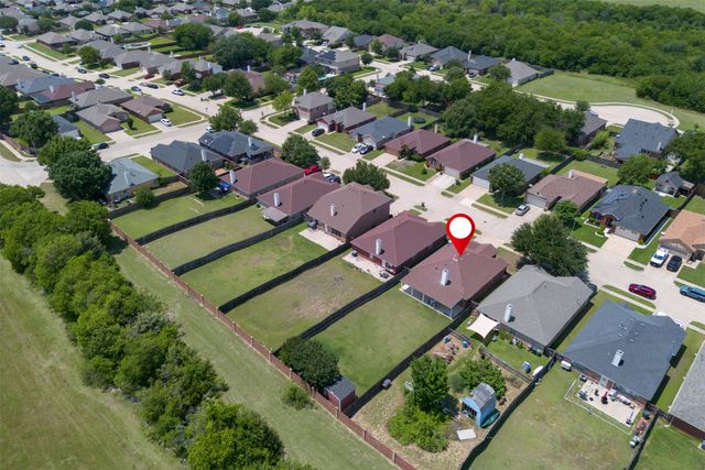 934 Plumeria Drive, Arlington, TX 76002