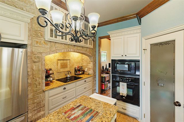123 Vista Drive, Decatur, TX 76234