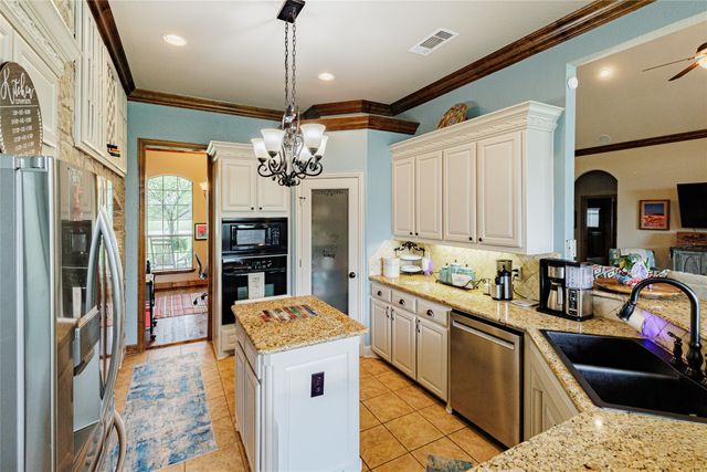 123 Vista Drive, Decatur, TX 76234