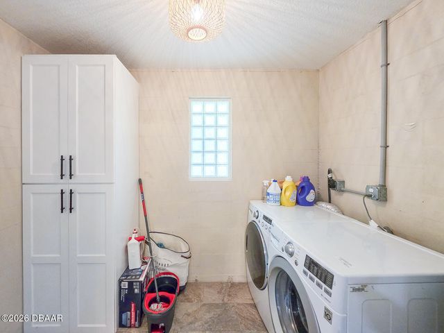 1807 Golfview Boulevard, South Daytona, FL 32119