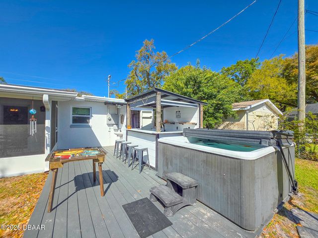 1807 Golfview Boulevard, South Daytona, FL 32119