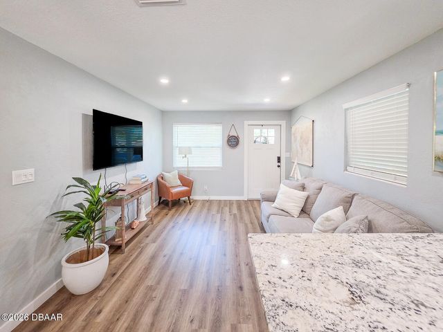 1807 Golfview Boulevard, South Daytona, FL 32119