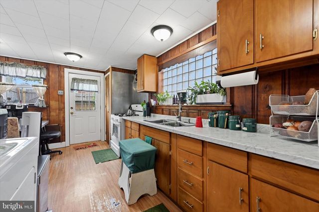 145 E MINER ST, West Chester, PA 19382