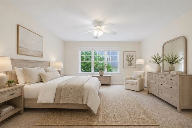 1 Lenox St 205, Norwood, MA 02062