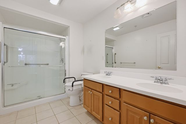 1 Lenox St 205, Norwood, MA 02062