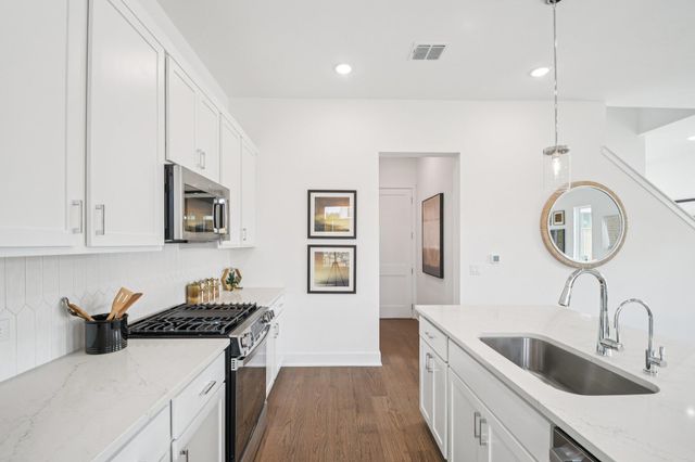 1410 Rambling Rose RD, Austin, TX 78745