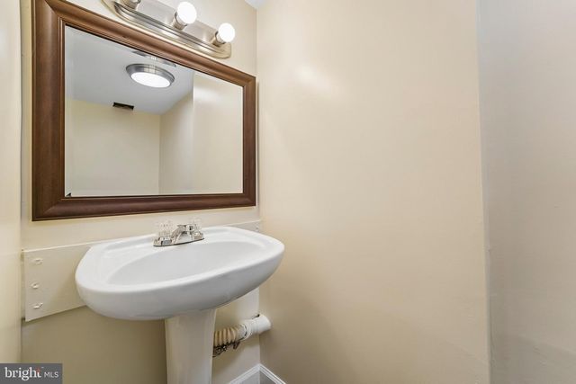 1930 NORTHBOURNE RD, Baltimore, MD 21239