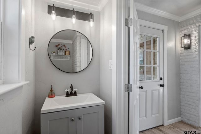 331 County Road 2106, Pittsburg, TX 75686