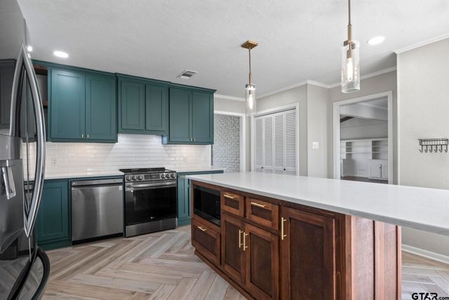 331 County Road 2106, Pittsburg, TX 75686