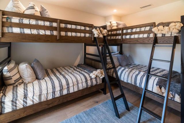 315 E Bay Ave, Newport Beach, CA 92661