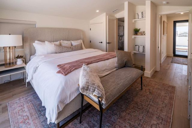 315 E Bay Ave, Newport Beach, CA 92661