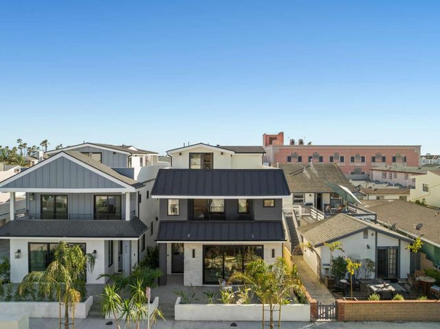 315 E Bay Ave, Newport Beach, CA 92661