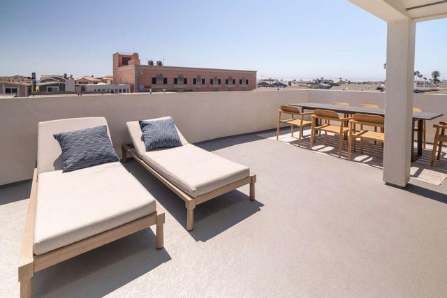 315 E Bay Ave, Newport Beach, CA 92661