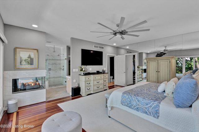 3257 Lands End, New Albany, IN 47150