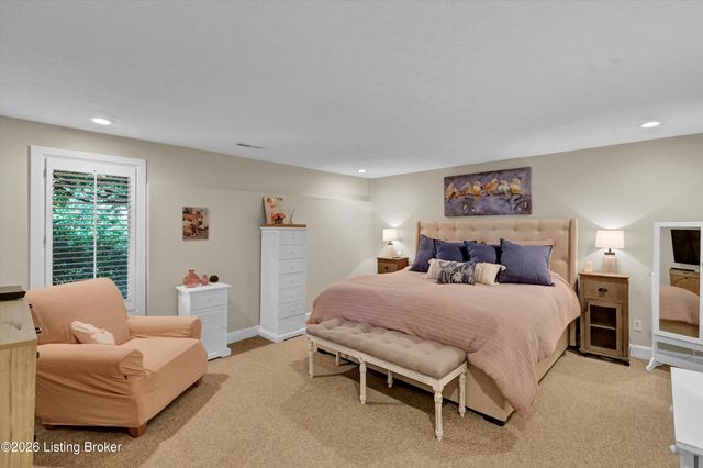 3257 Lands End, New Albany, IN 47150