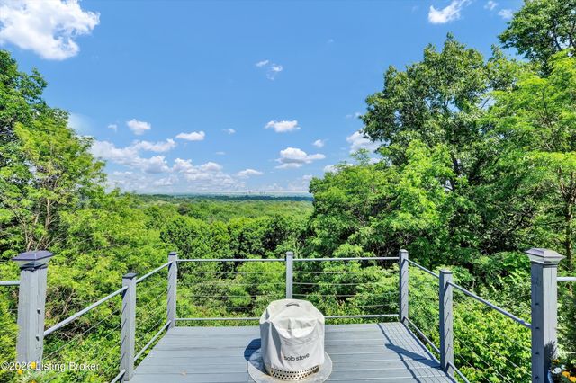 3257 Lands End, New Albany, IN 47150