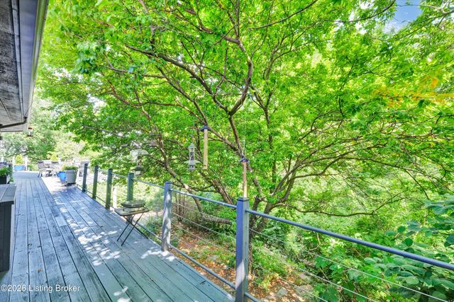 3257 Lands End, New Albany, IN 47150