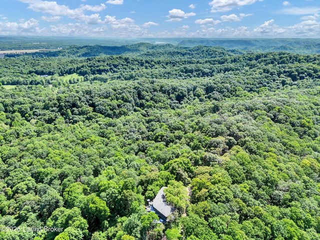 3257 Lands End, New Albany, IN 47150