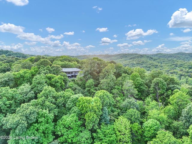 3257 Lands End, New Albany, IN 47150