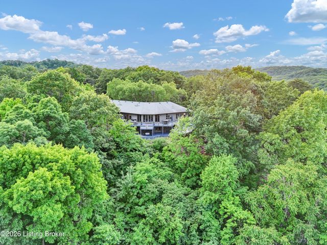 3257 Lands End, New Albany, IN 47150