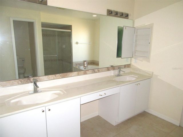 8171 ROCLIFF AVENUE, North Port, FL 34287