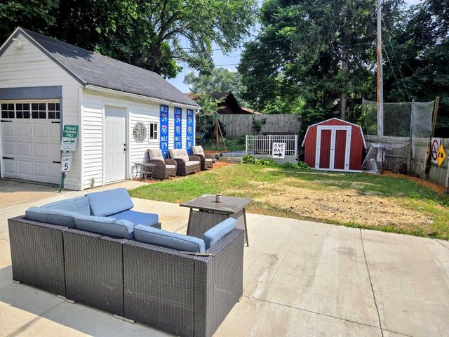 1118 E Racine Street, Janesville, WI 53545