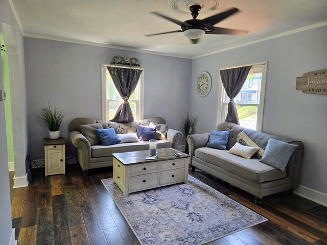 1118 E Racine Street, Janesville, WI 53545