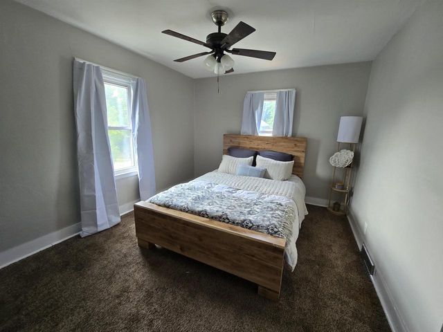 1118 E Racine Street, Janesville, WI 53545