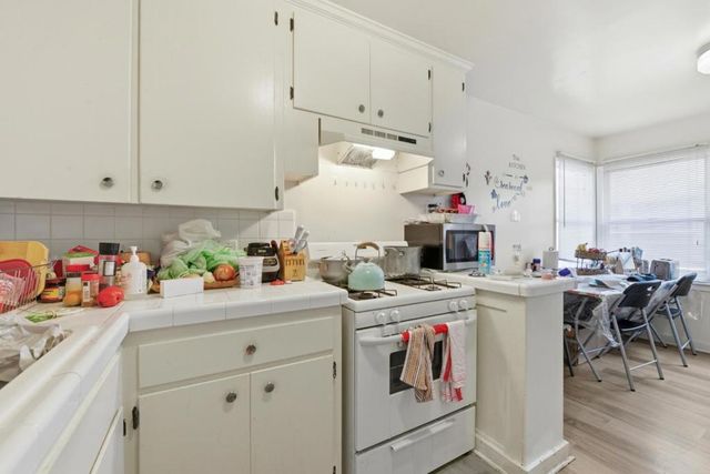 840 El Camino Real, Millbrae, CA 94030