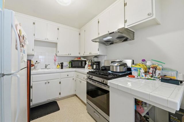 840 El Camino Real, Millbrae, CA 94030