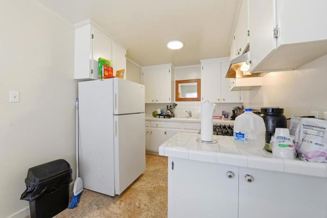 840 El Camino Real, Millbrae, CA 94030