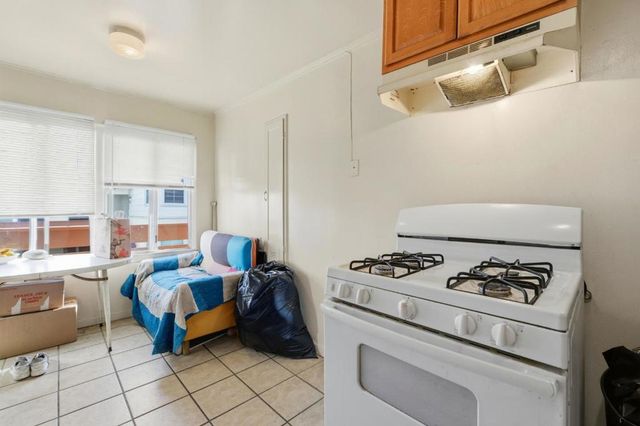 840 El Camino Real, Millbrae, CA 94030