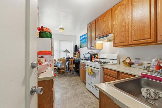 840 El Camino Real, Millbrae, CA 94030