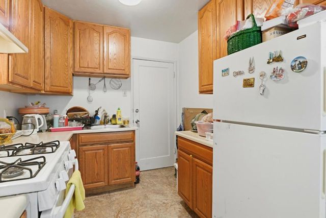 840 El Camino Real, Millbrae, CA 94030