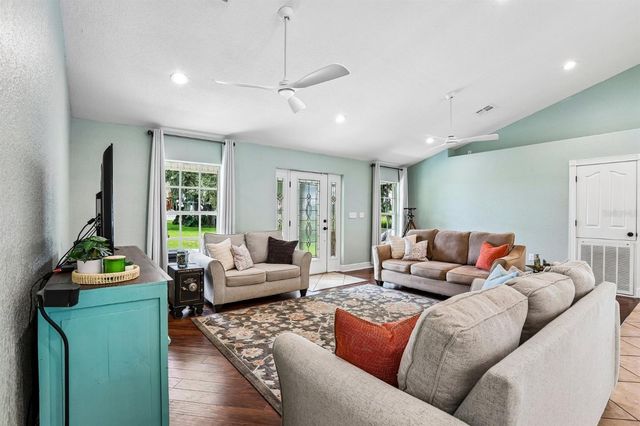 408 HOLLOWAY ROAD, Plant City, FL 33567