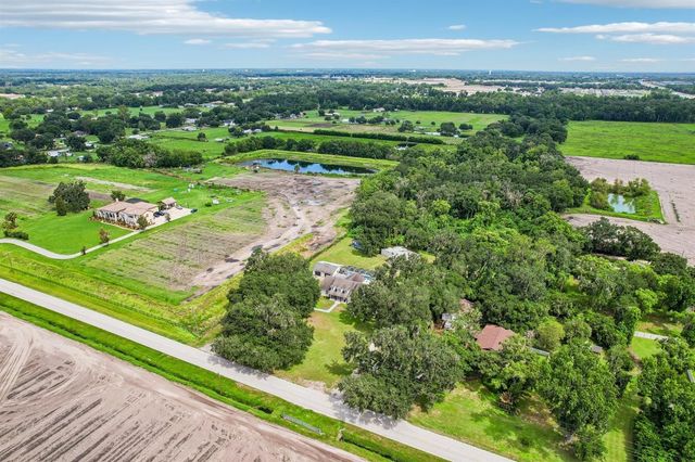 408 HOLLOWAY ROAD, Plant City, FL 33567