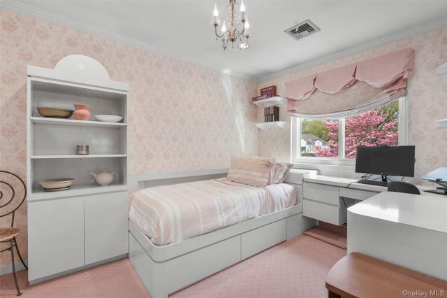 27 Top Of The Ridge D9, Mamaroneck, NY 10543