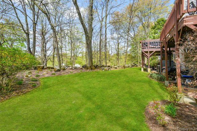 27 Top Of The Ridge D9, Mamaroneck, NY 10543