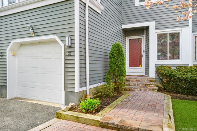 27 Top Of The Ridge D9, Mamaroneck, NY 10543