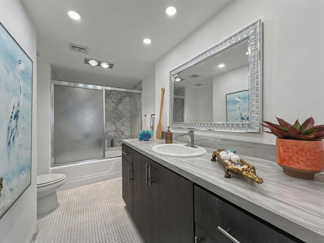 3475 S Ocean Boulevard 212, Palm Beach, FL 33480