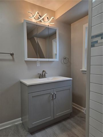 3517 W 3rd Ave, West Mayfield, PA 15010