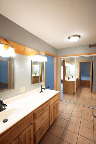 21620 County Road 232, Hermitage, MO 65668