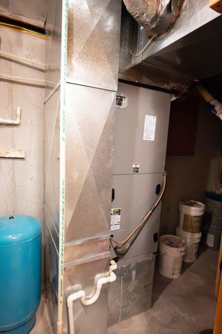 21620 County Road 232, Hermitage, MO 65668