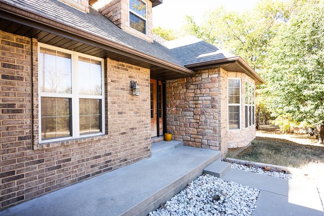 21620 County Road 232, Hermitage, MO 65668