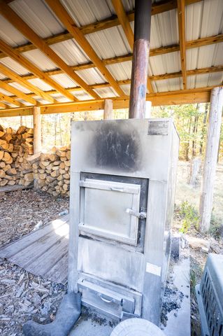 21620 County Road 232, Hermitage, MO 65668