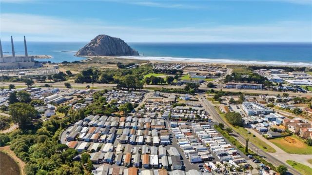 500 Atascadero Rd SPC F1, Morro Bay, CA 93442