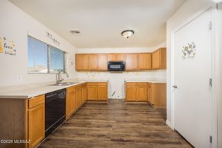 8296 W Redshank Drive, Tucson, AZ 85757