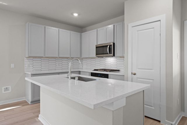 12211 Ridge Top Drive, Conroe, TX 77304