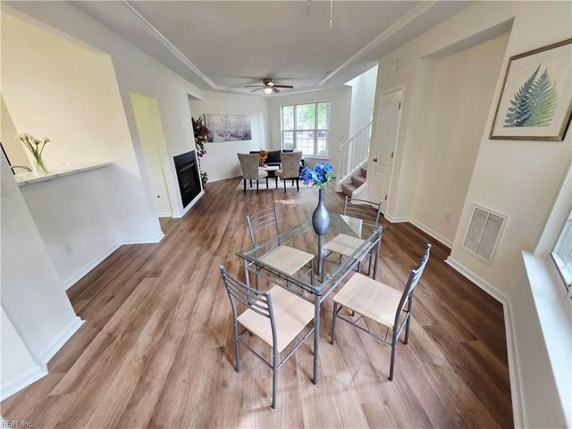 800 Oak Springs CT, Newport News, VA 23602