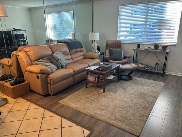 6263 NE 19th Avenue 903, Fort Lauderdale, FL 33308